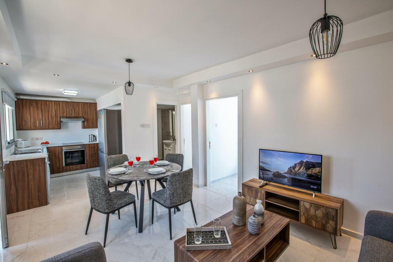 Rio Luxury Apartment 아이아 나파 외부 사진