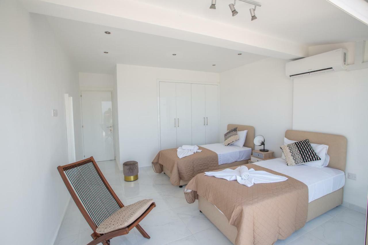 Rio Luxury Apartment 아이아 나파 외부 사진